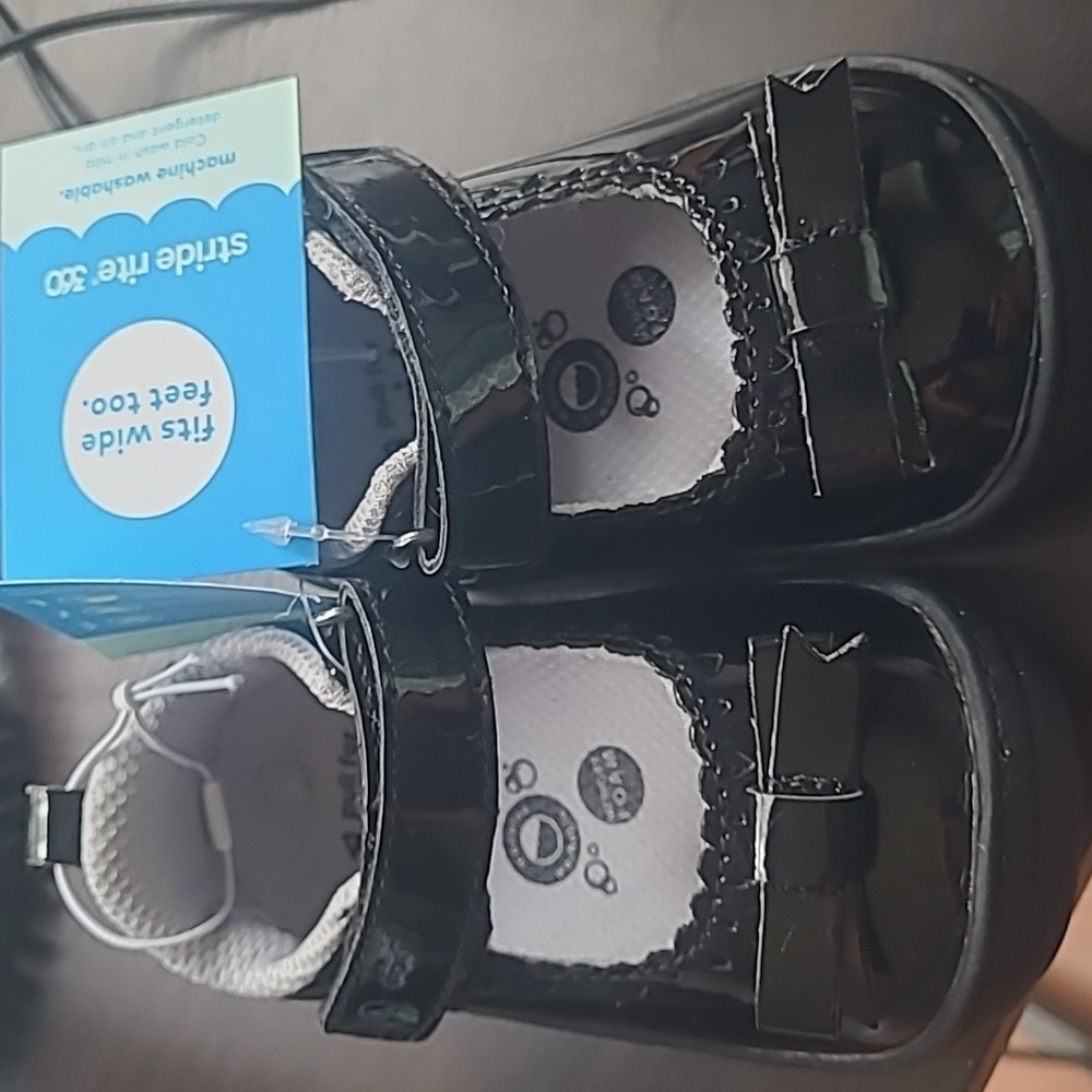 Black Stride Rite 360 Size 4M Dress Shoes